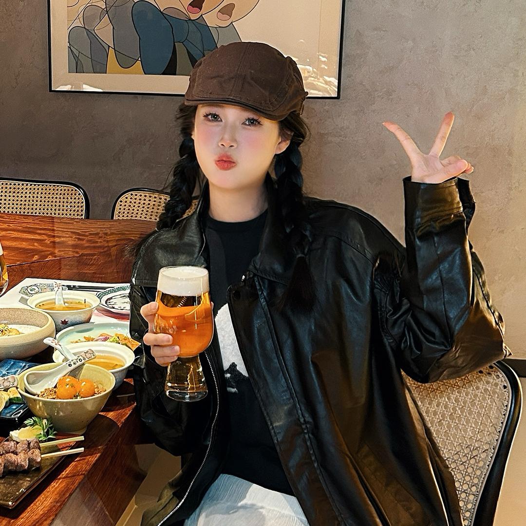 是小妤呀.