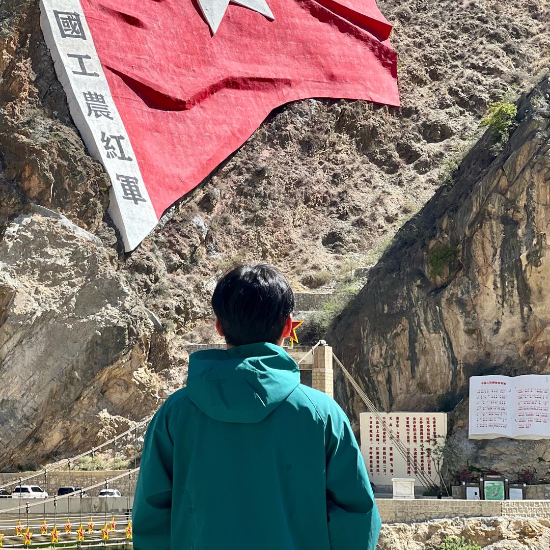 会跑酷的坤坤