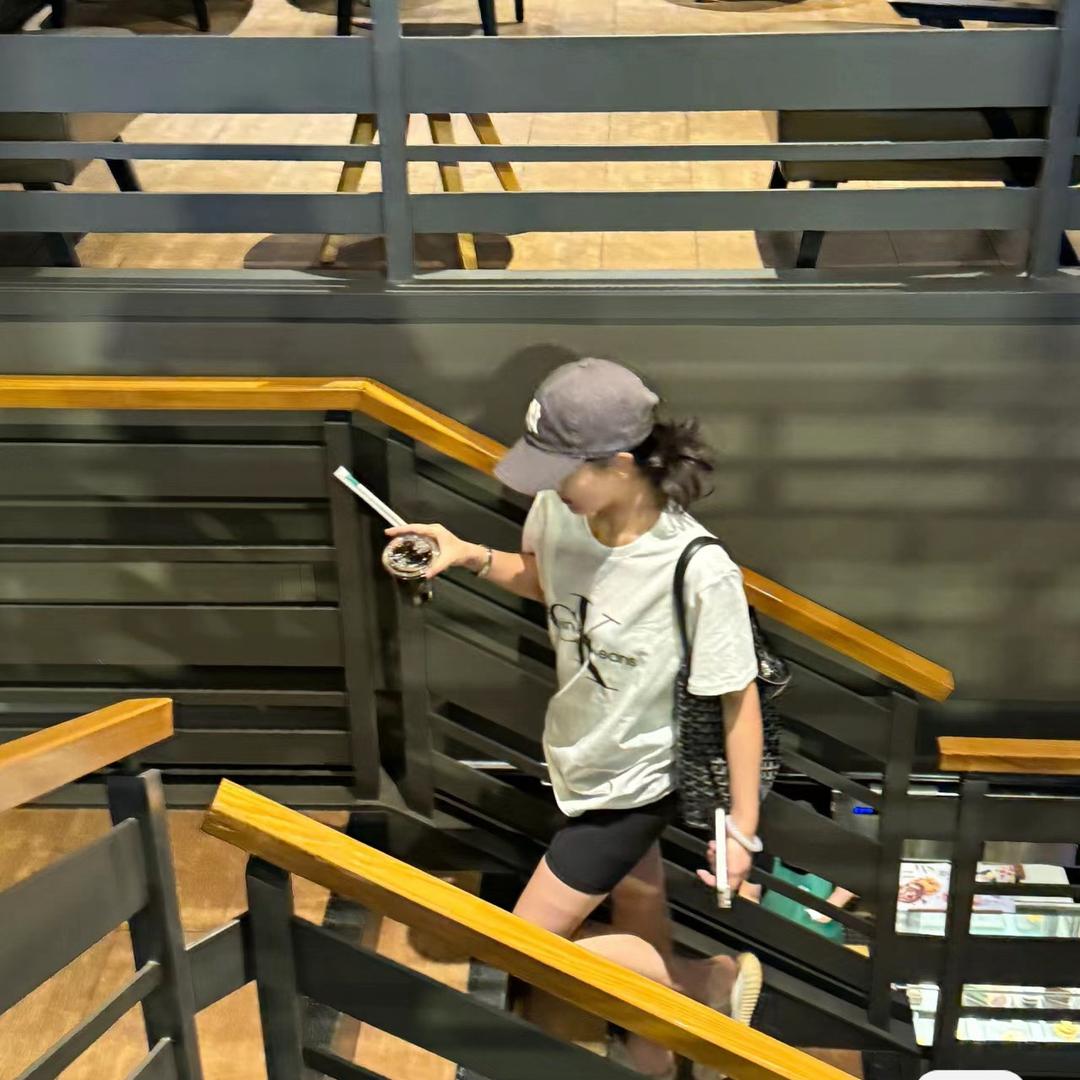 西西