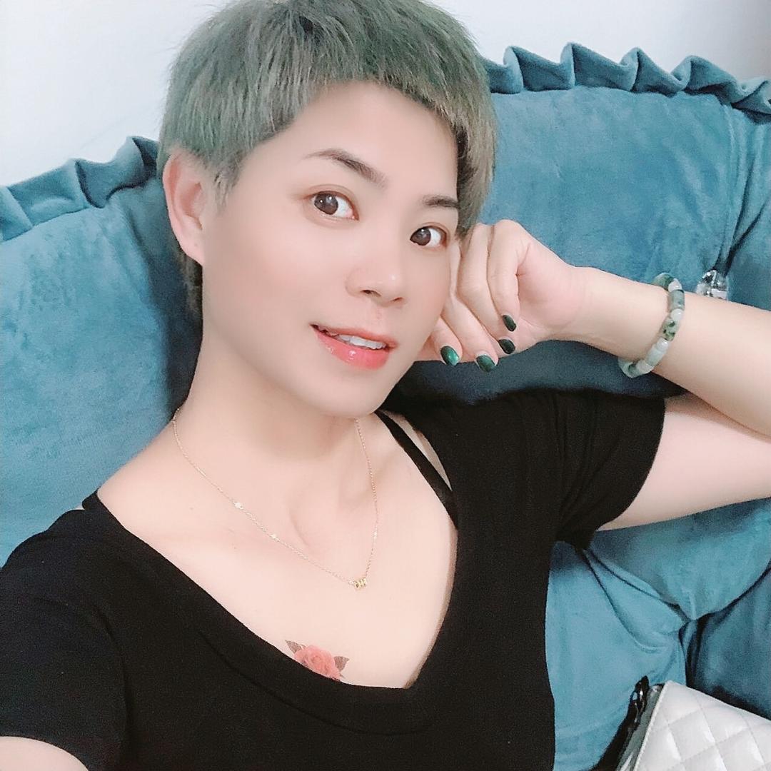 爱笑的MM【拒绝连赞】