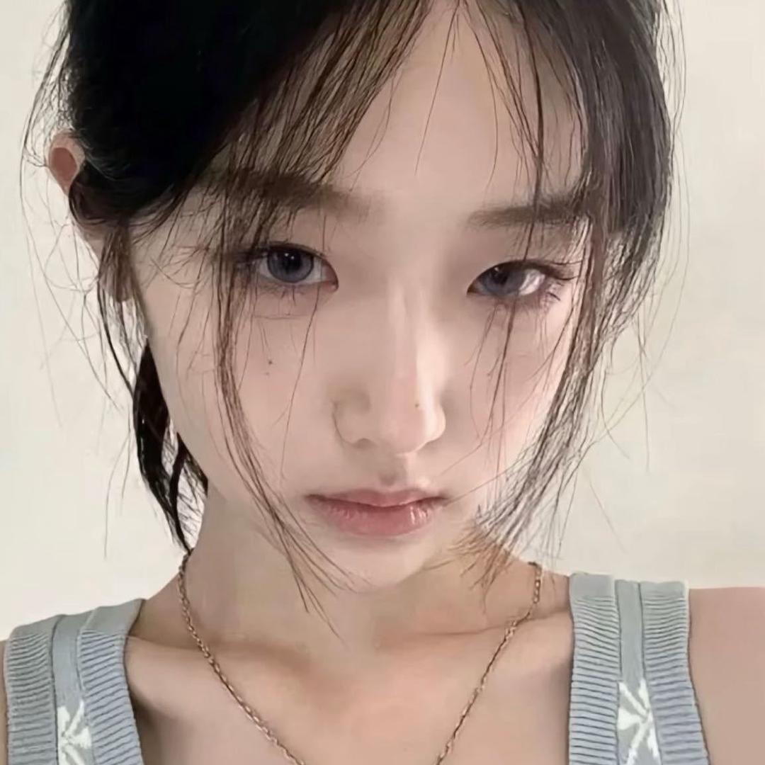 白以安.