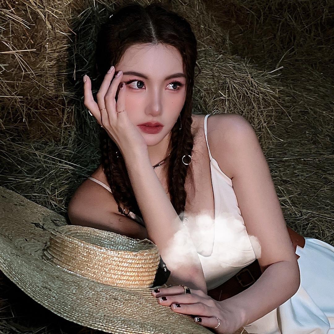 芭比的自来卷