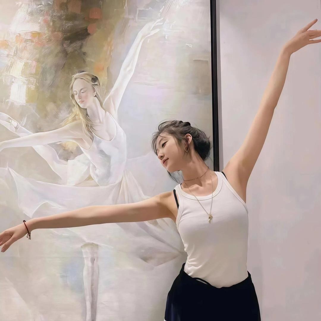 庞呦呦-