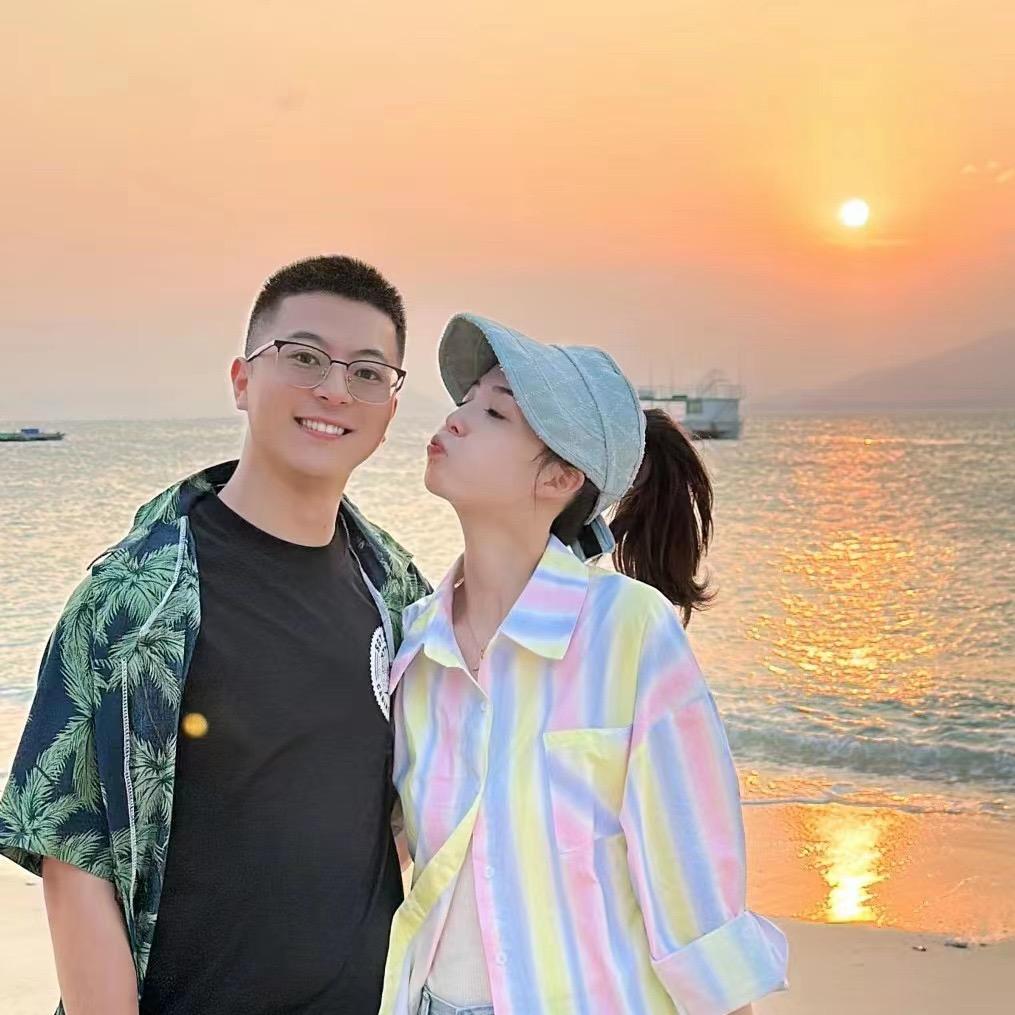 小月月🌛小助理