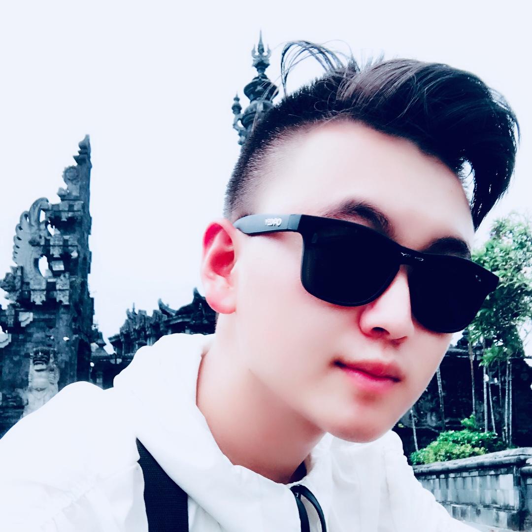 摄影师大苗