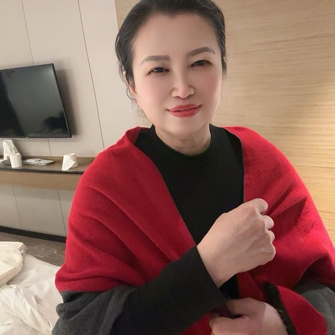 麦姐（晚上8点10）分商丘方中山胡辣汤
