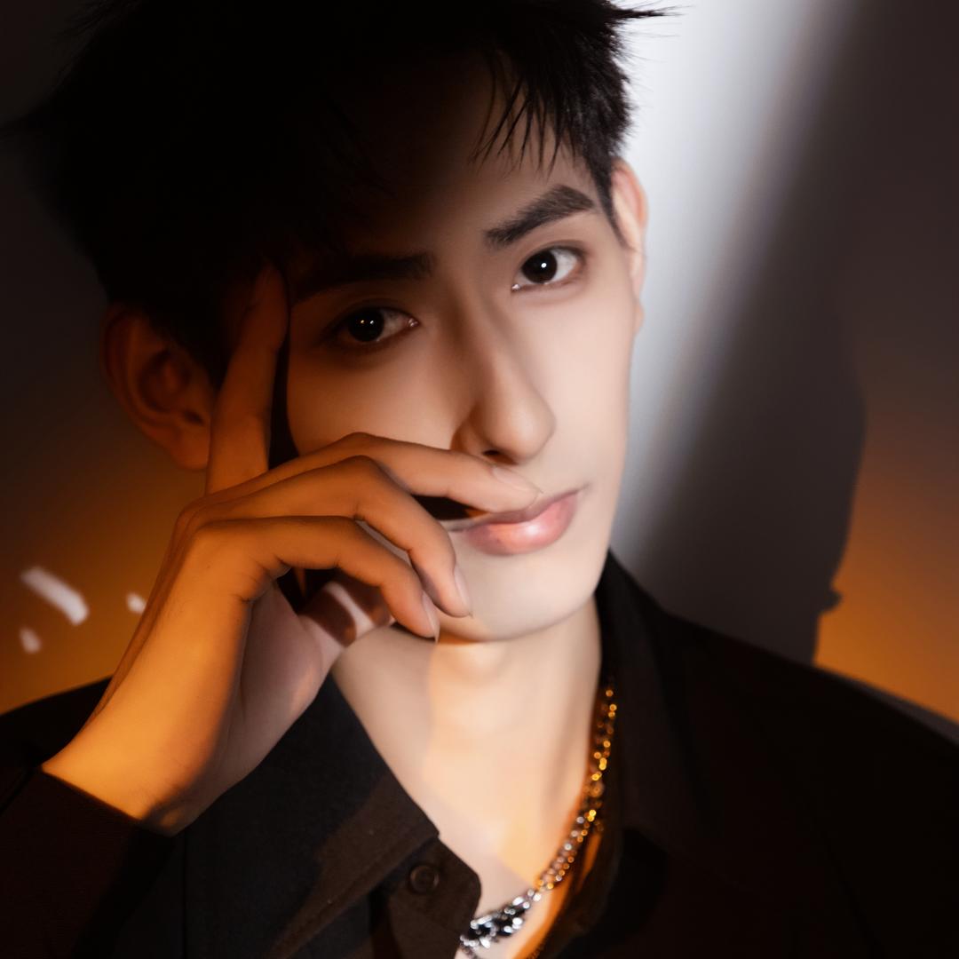 Rh.权