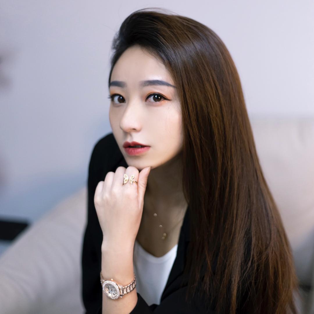 乐山雪儿（婚礼主持、策划）
