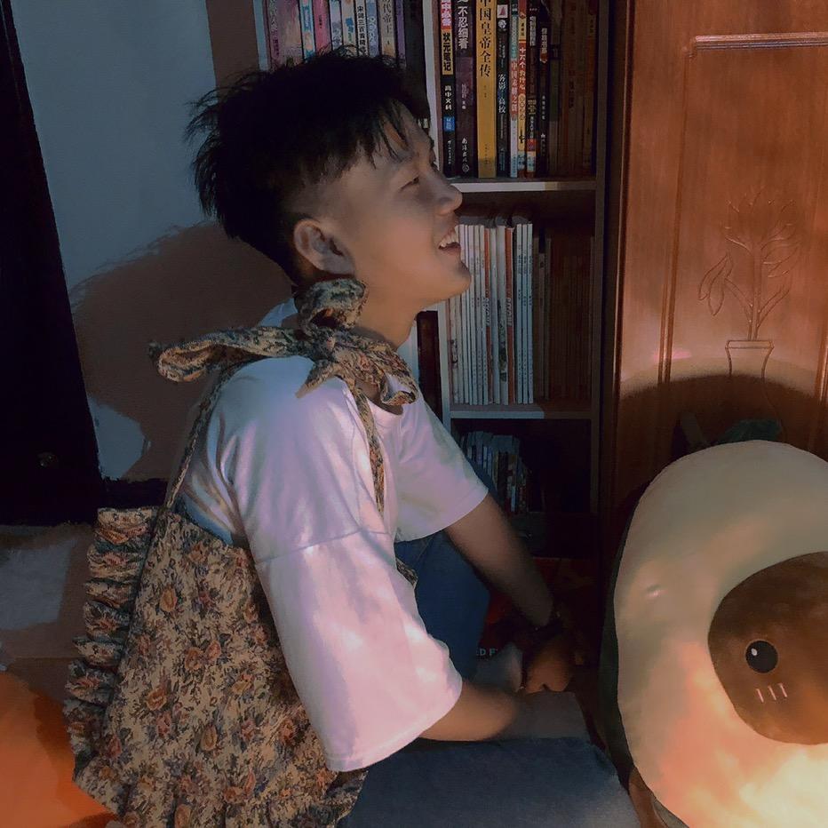 李艺-江诚杰仕二手车