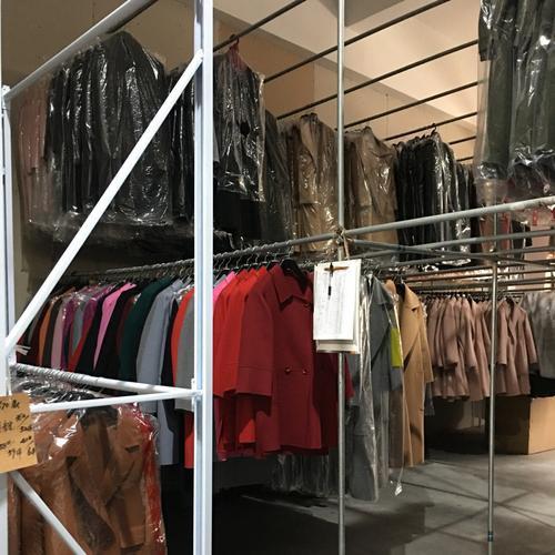新疆登峰服饰有限公司