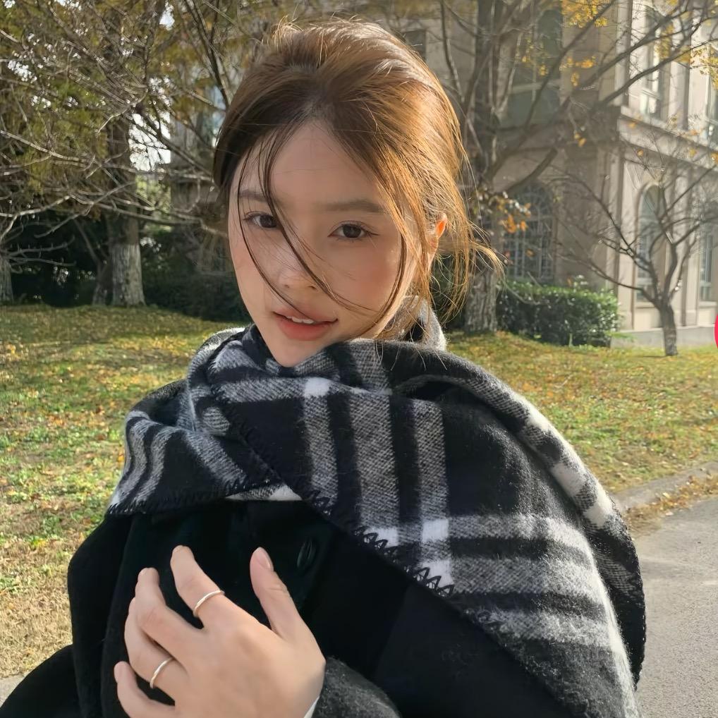 花花。（努力中-时尚穿搭