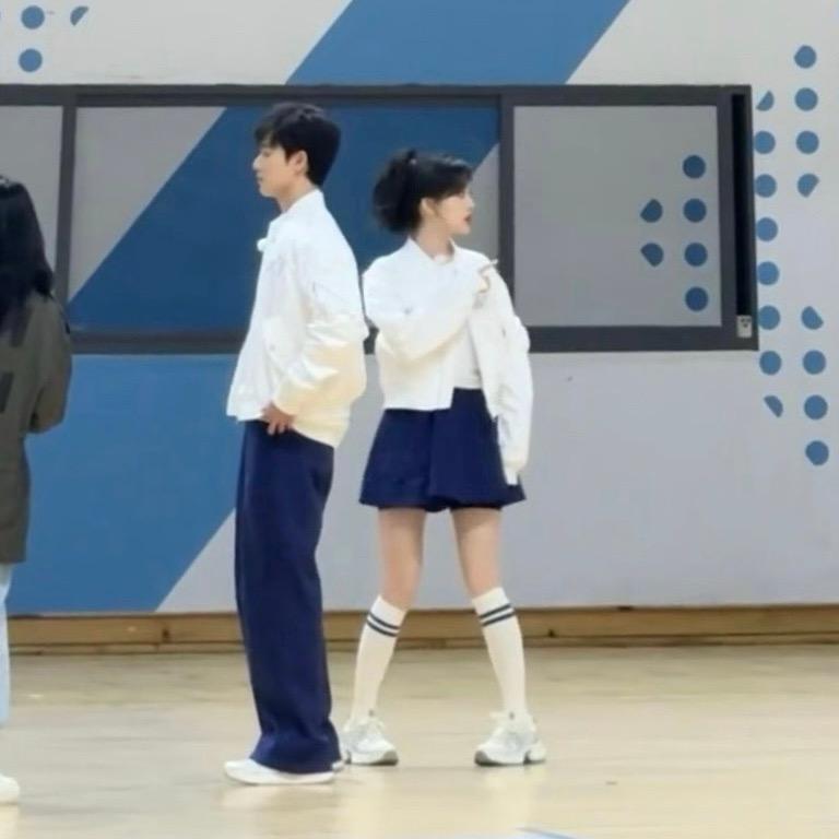 葡萄子_graper(离昀孟一个车门版