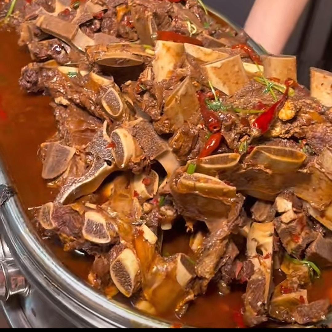 饿了吃牛骨