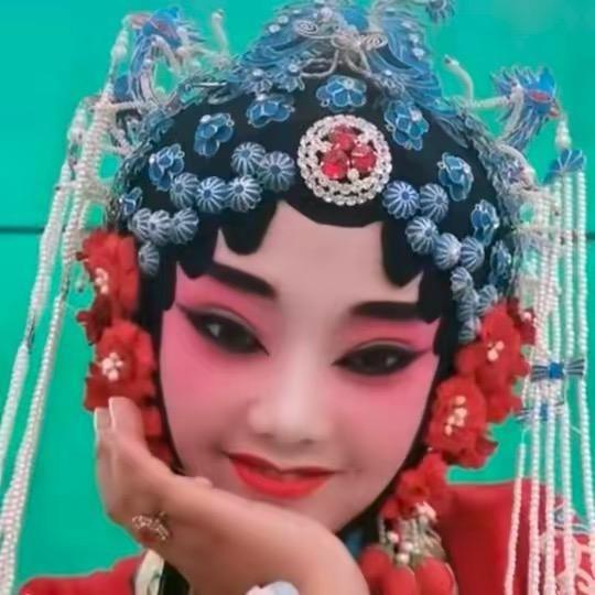 戏曲傻杨杨