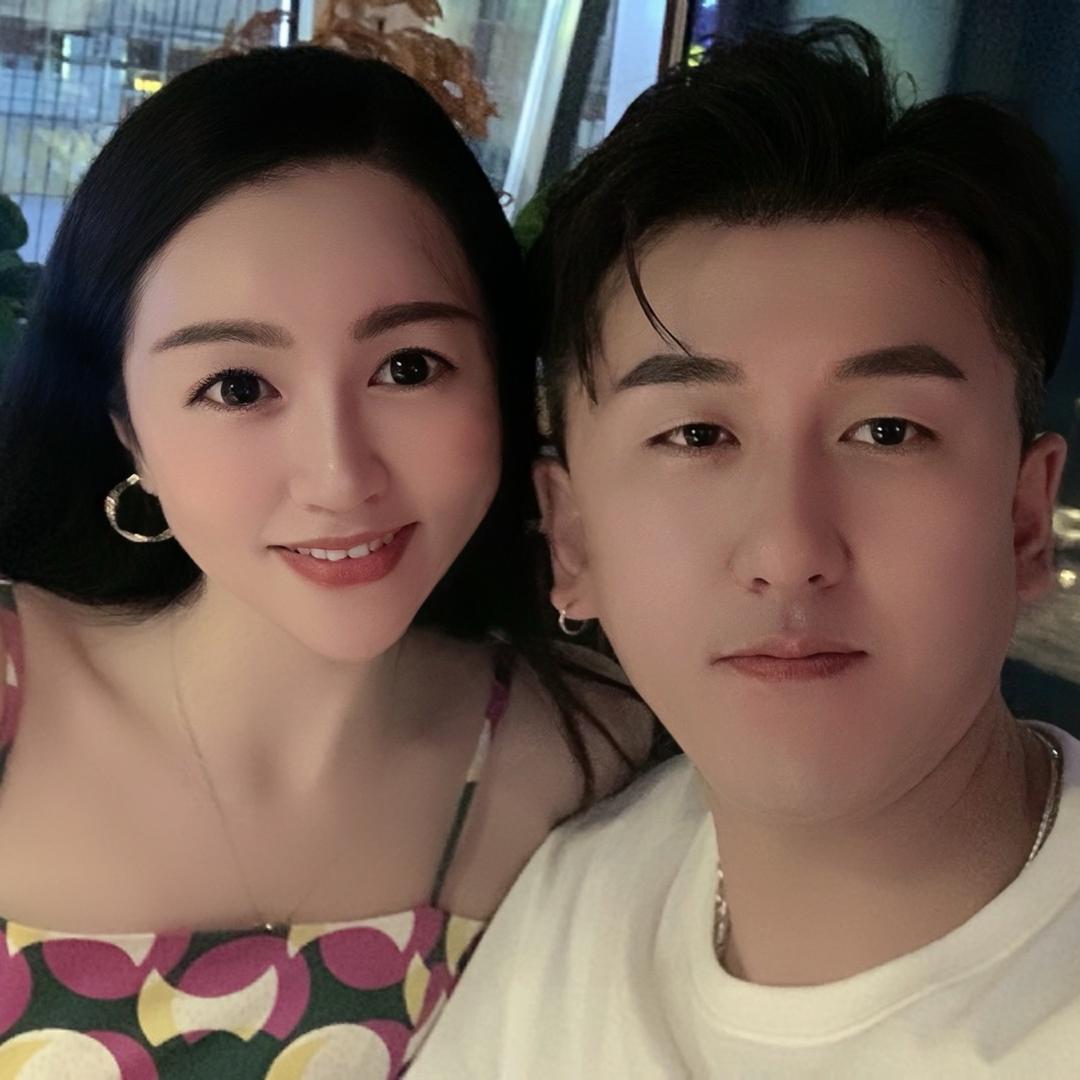米娜夫妇👩‍❤️‍👨