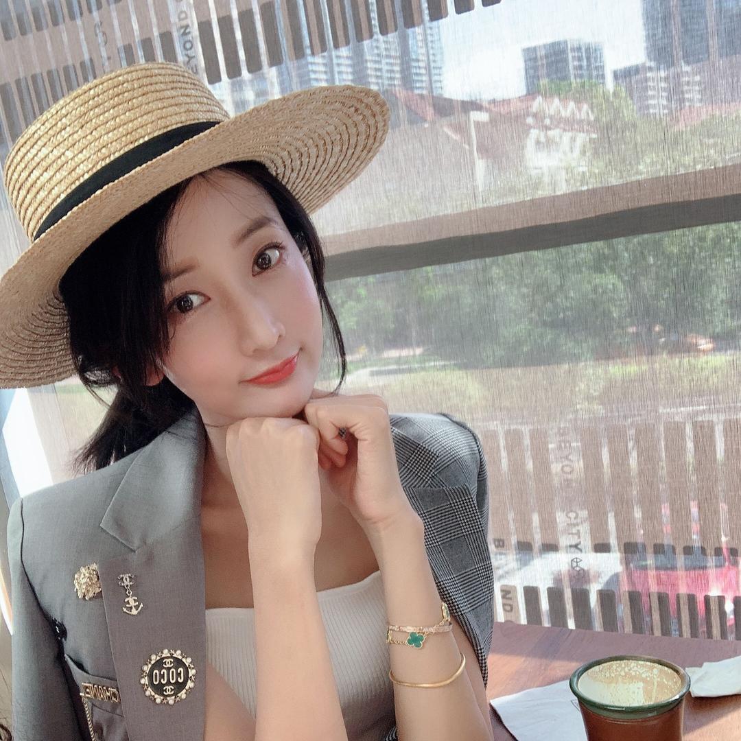 张艺馨💕