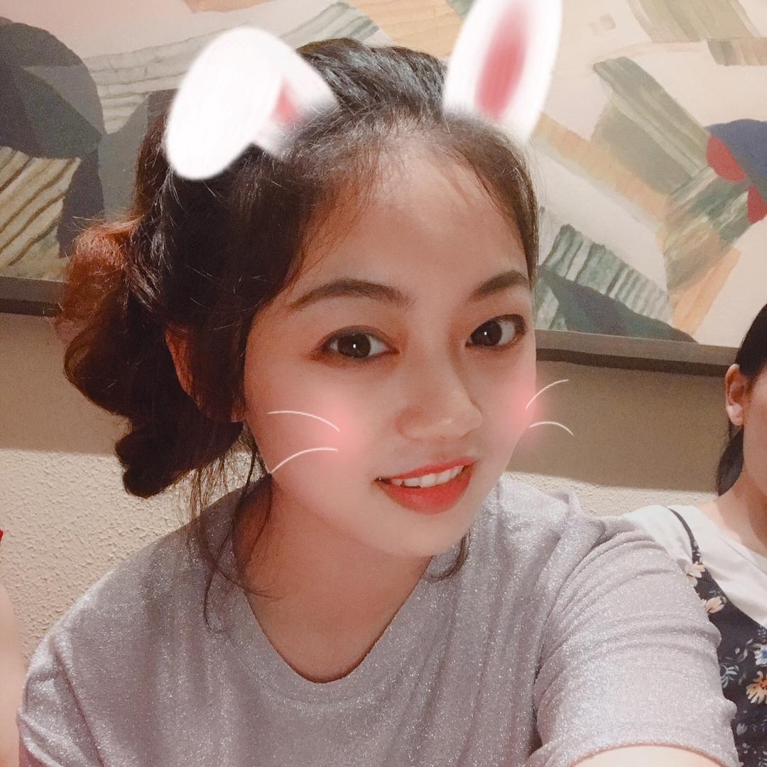 伟锦女裤工厂店