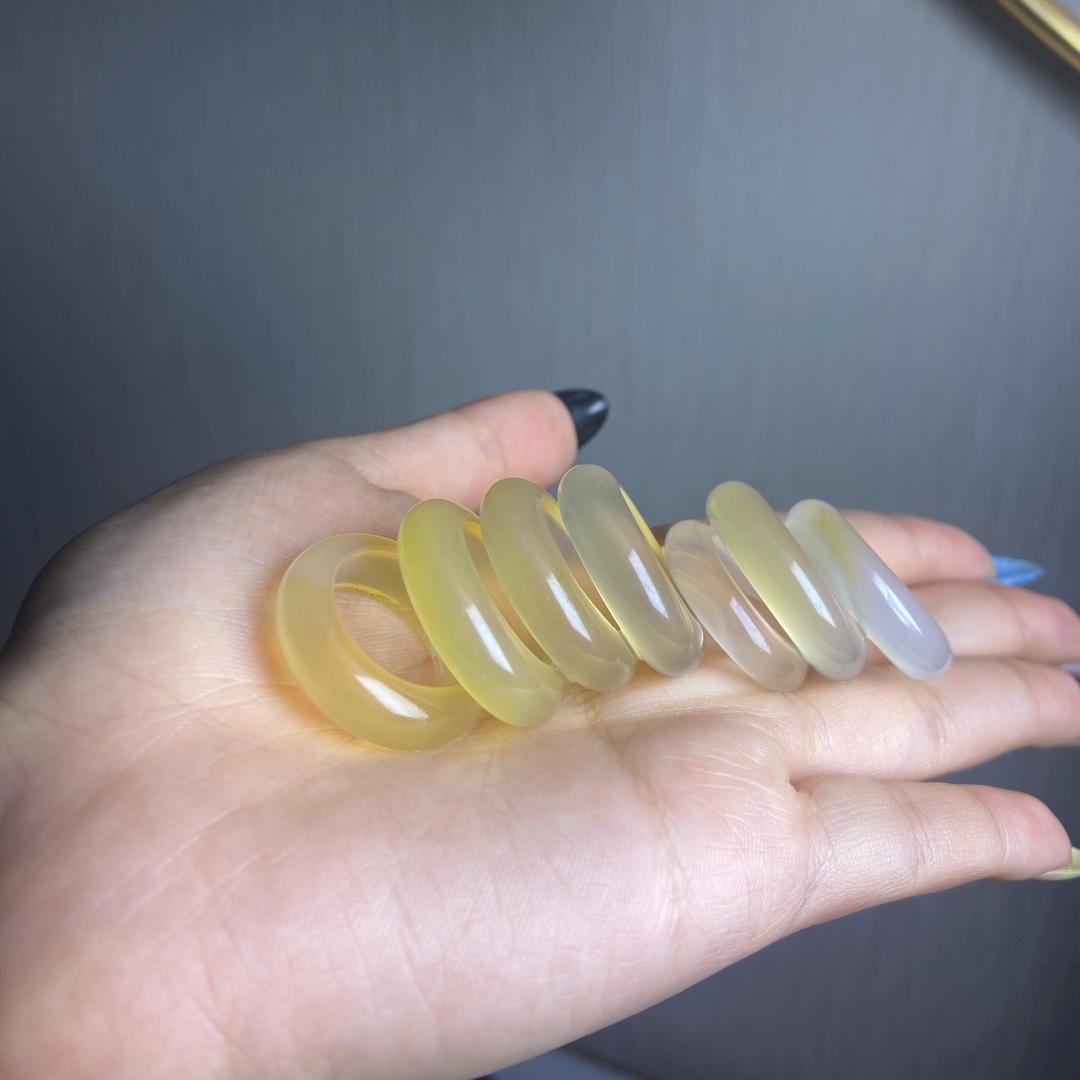 妍妍玛瑙小饰品