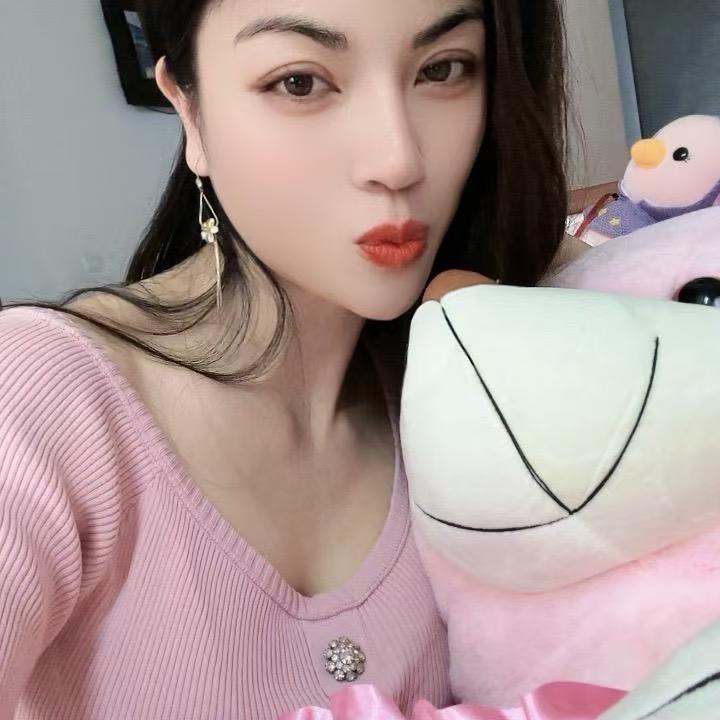 霞儿