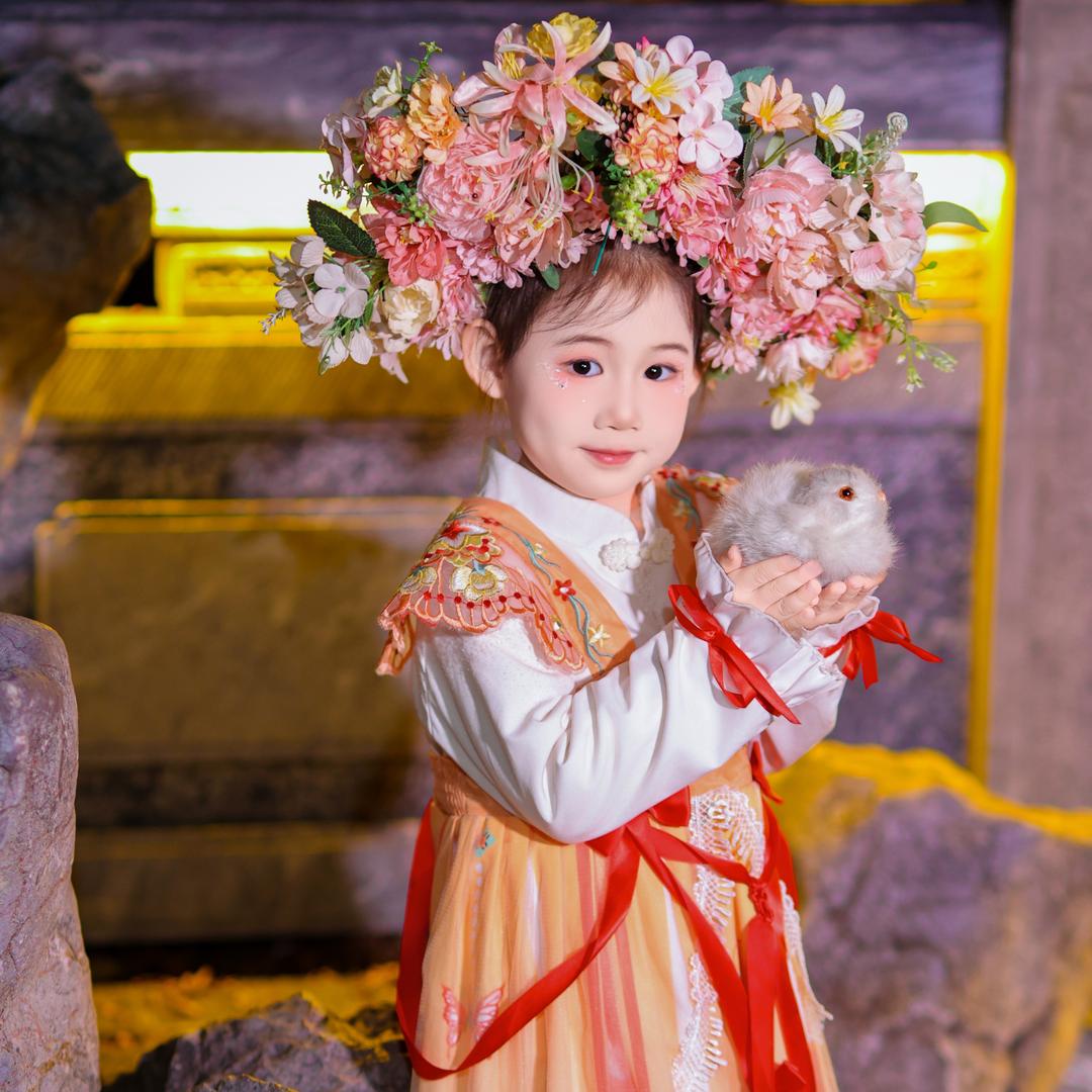 Avecle soleil丶 手捧阳光