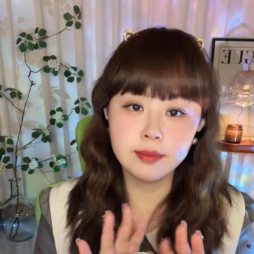 钢镚哄你睡