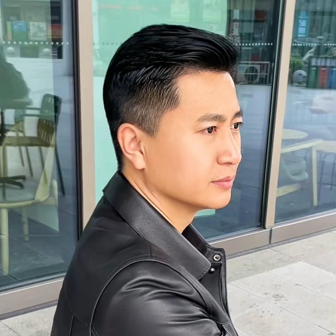 张卓铭