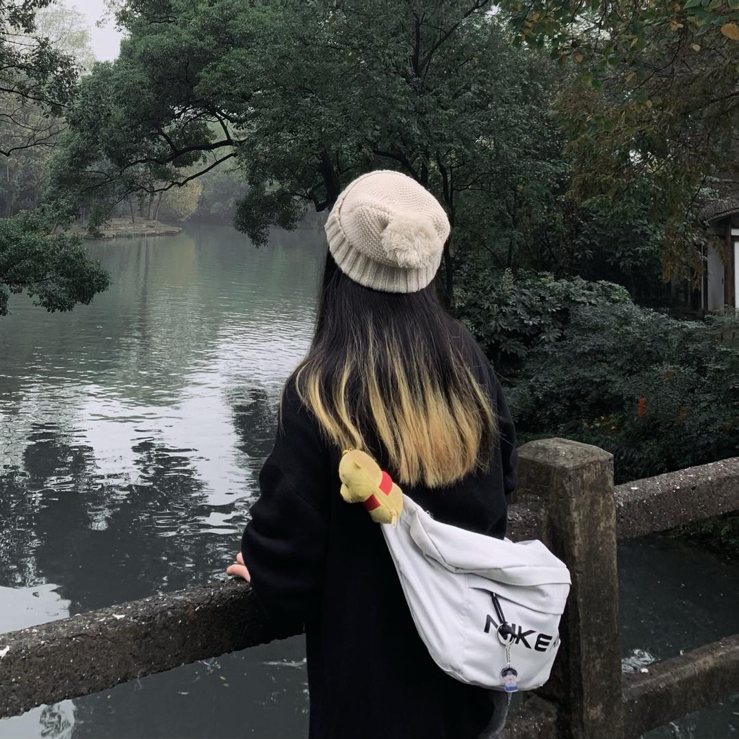 月亮妹妹.