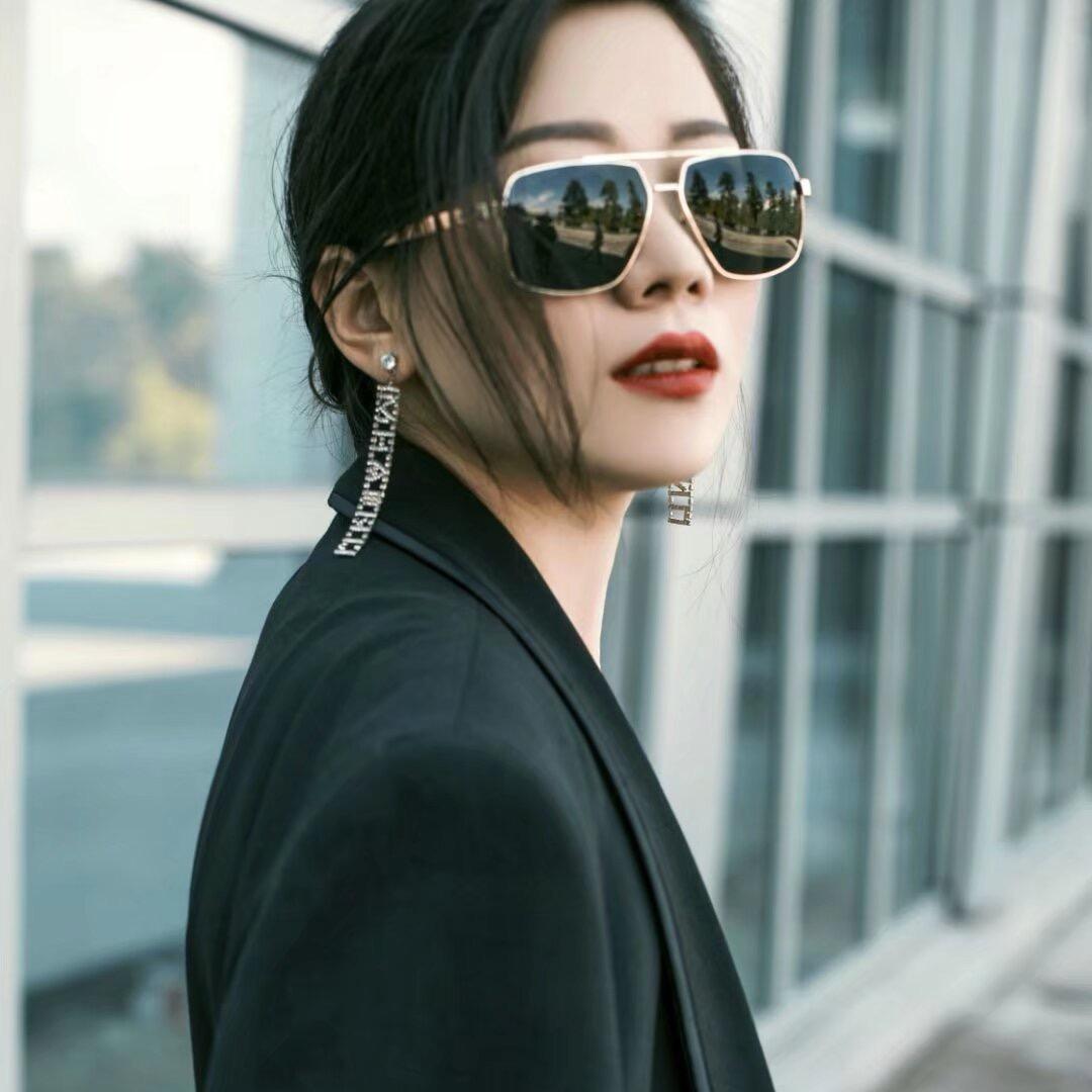 琥珀色的月