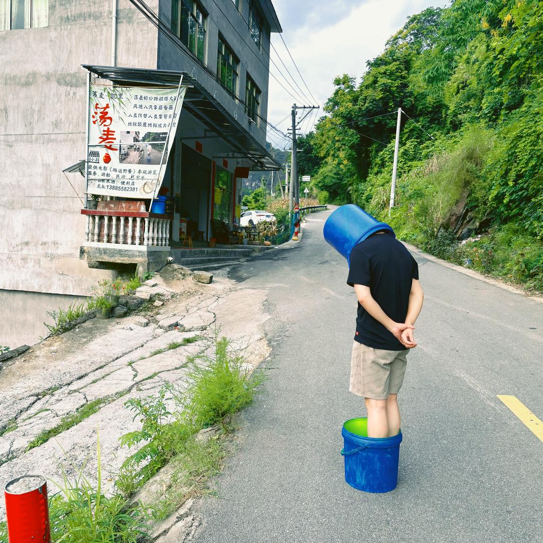 轻舟已过万重山