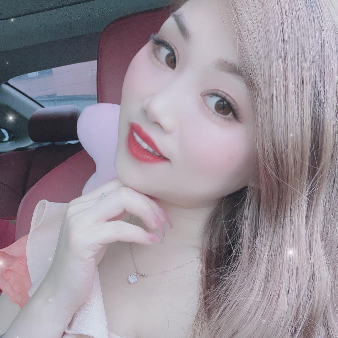 馨馨姐吖