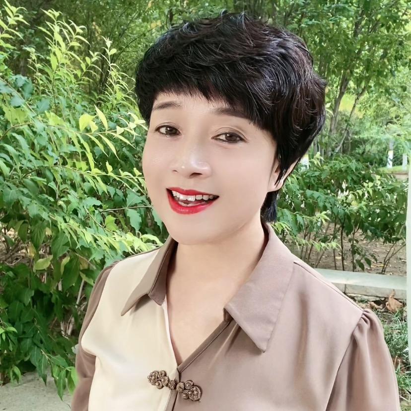 李红