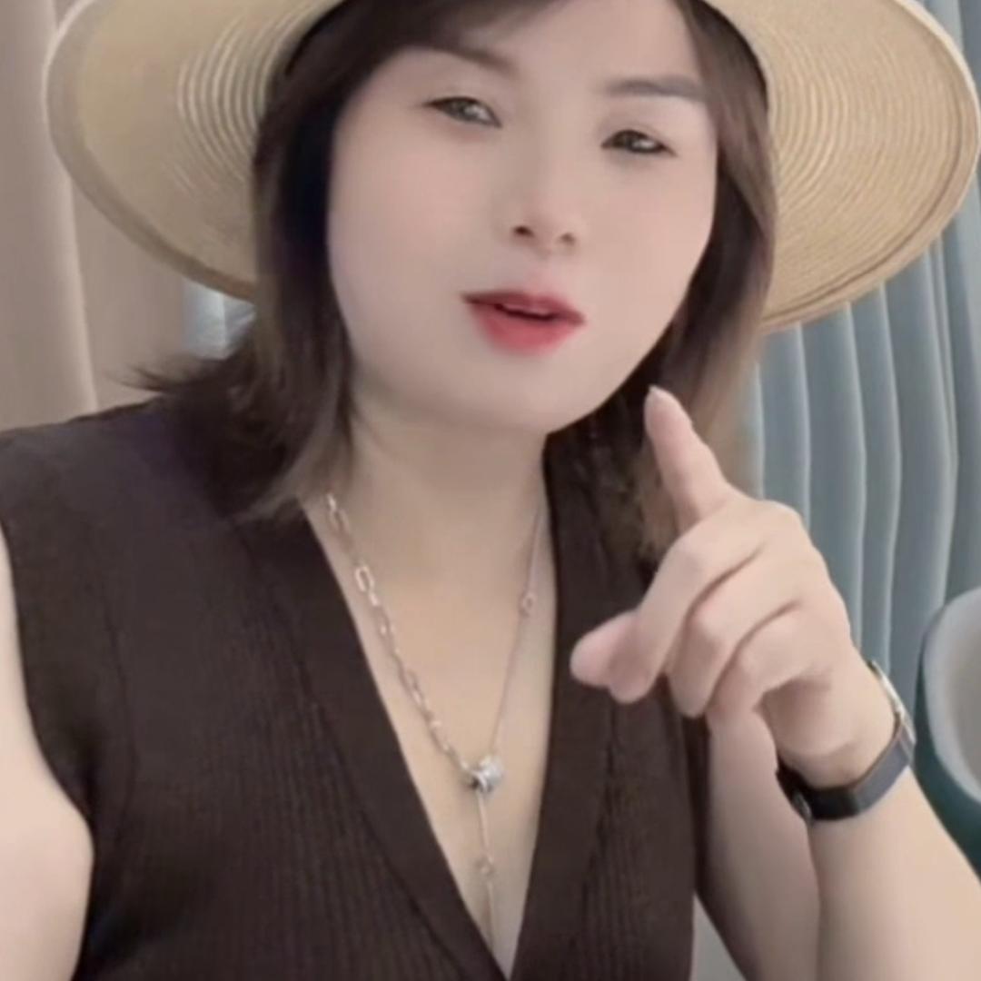 利百珈女装