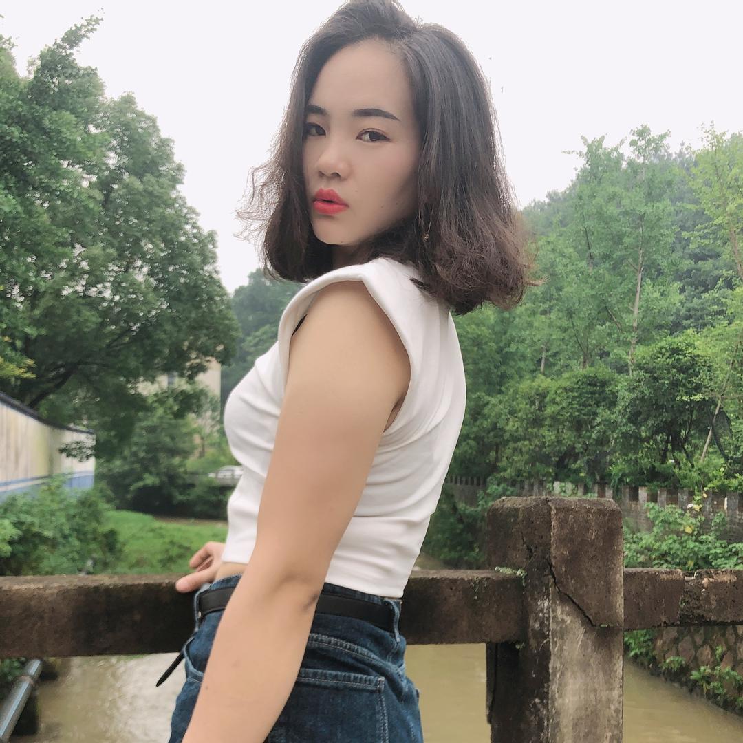 爱妃