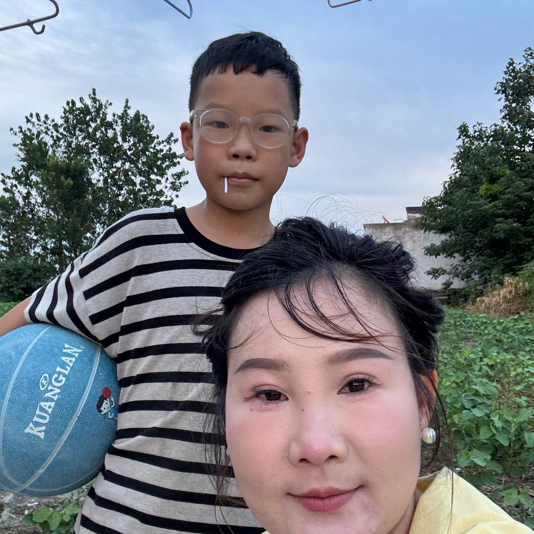 李佳祺小朋友的朋友圈（奶咖分享号）