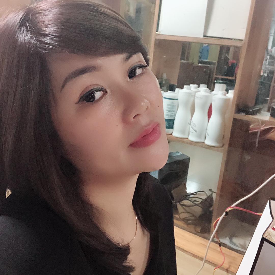 佳佳姐