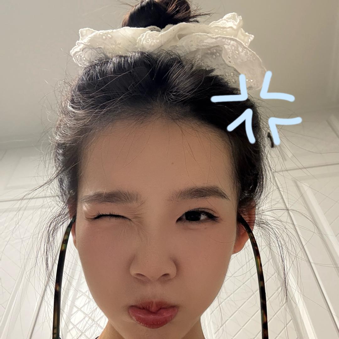 小辛.