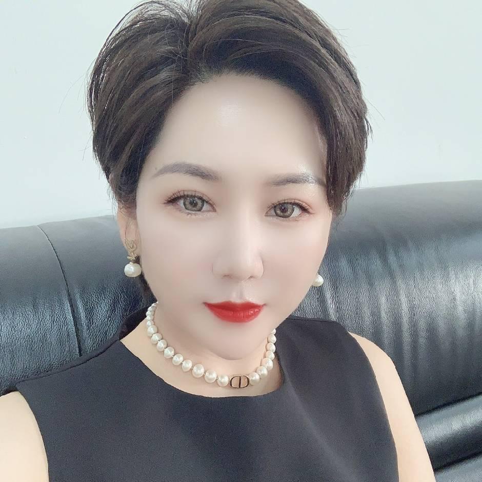 莉雅姐进口车