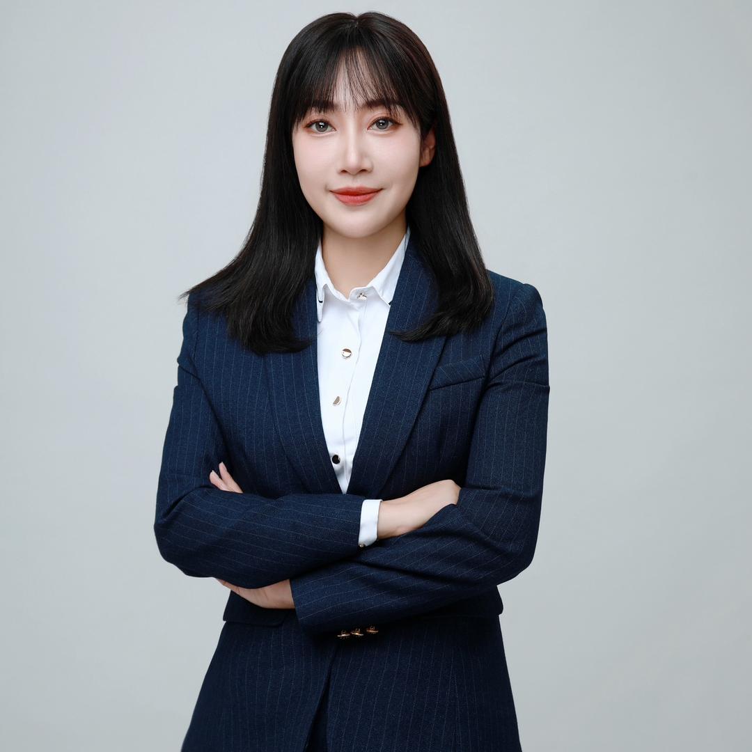 福建90后村支书小小杨
