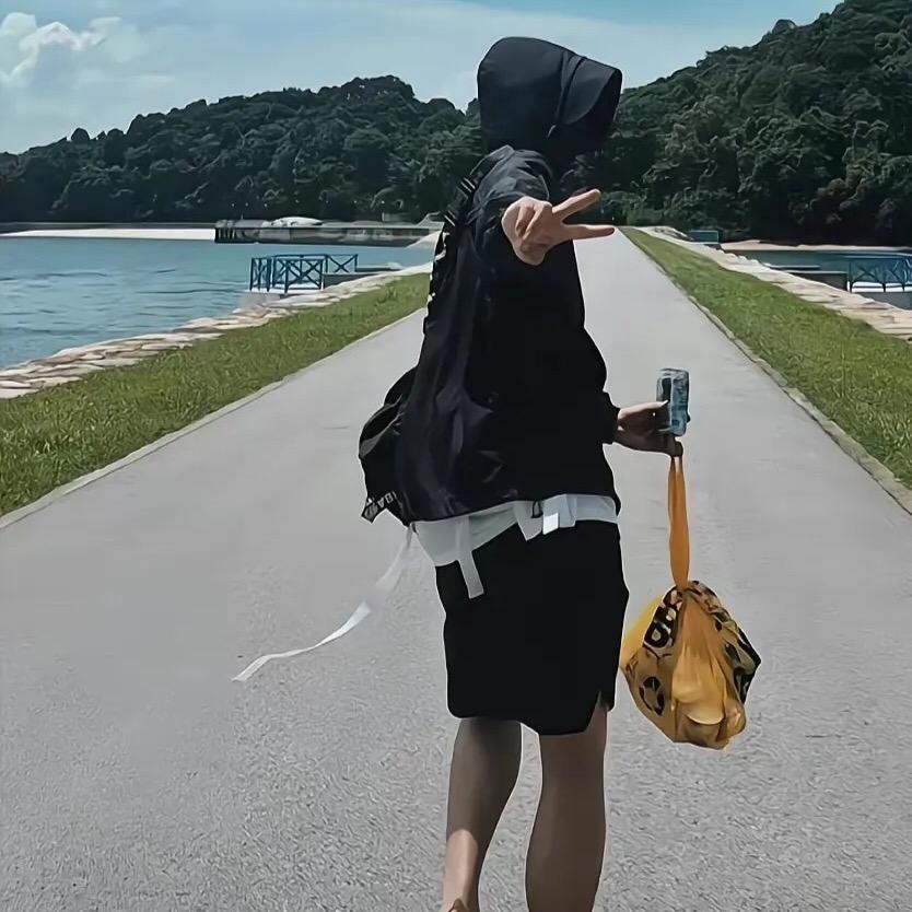 戏中人