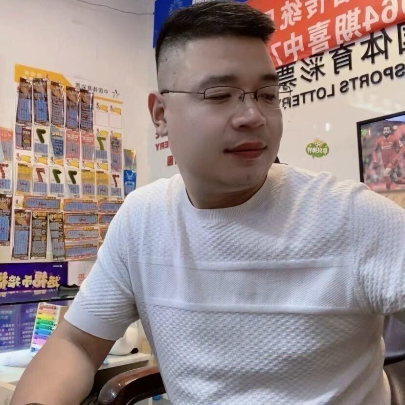 譚 维（彩友之家）