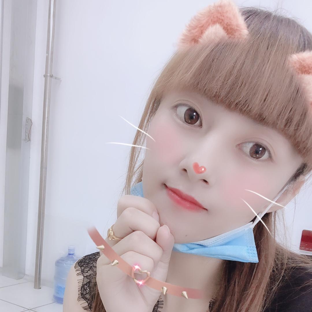 爱笑的傻丫头