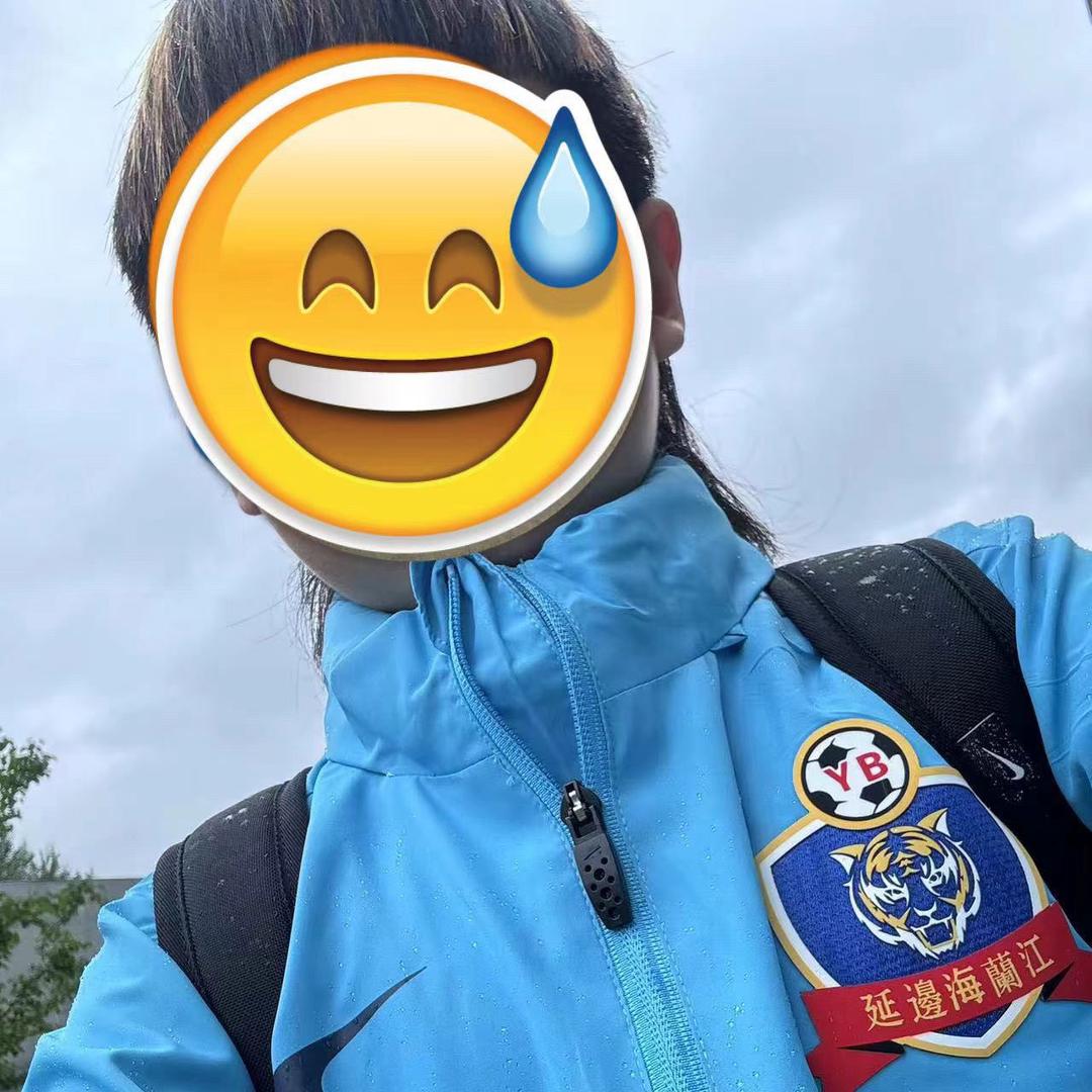 花里牛逼⚽️冲4000粉