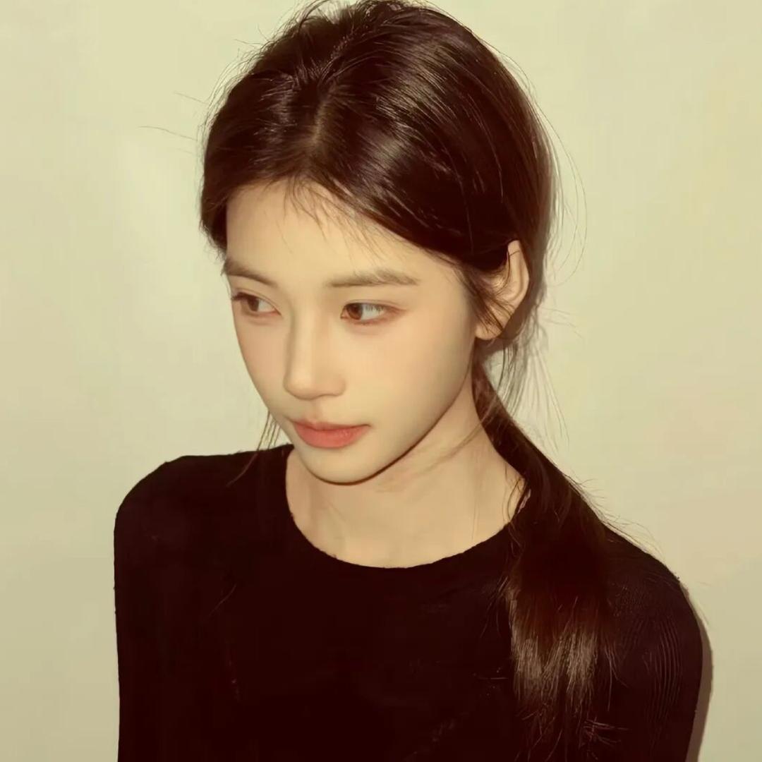 装忧郁被打掉八颗牙