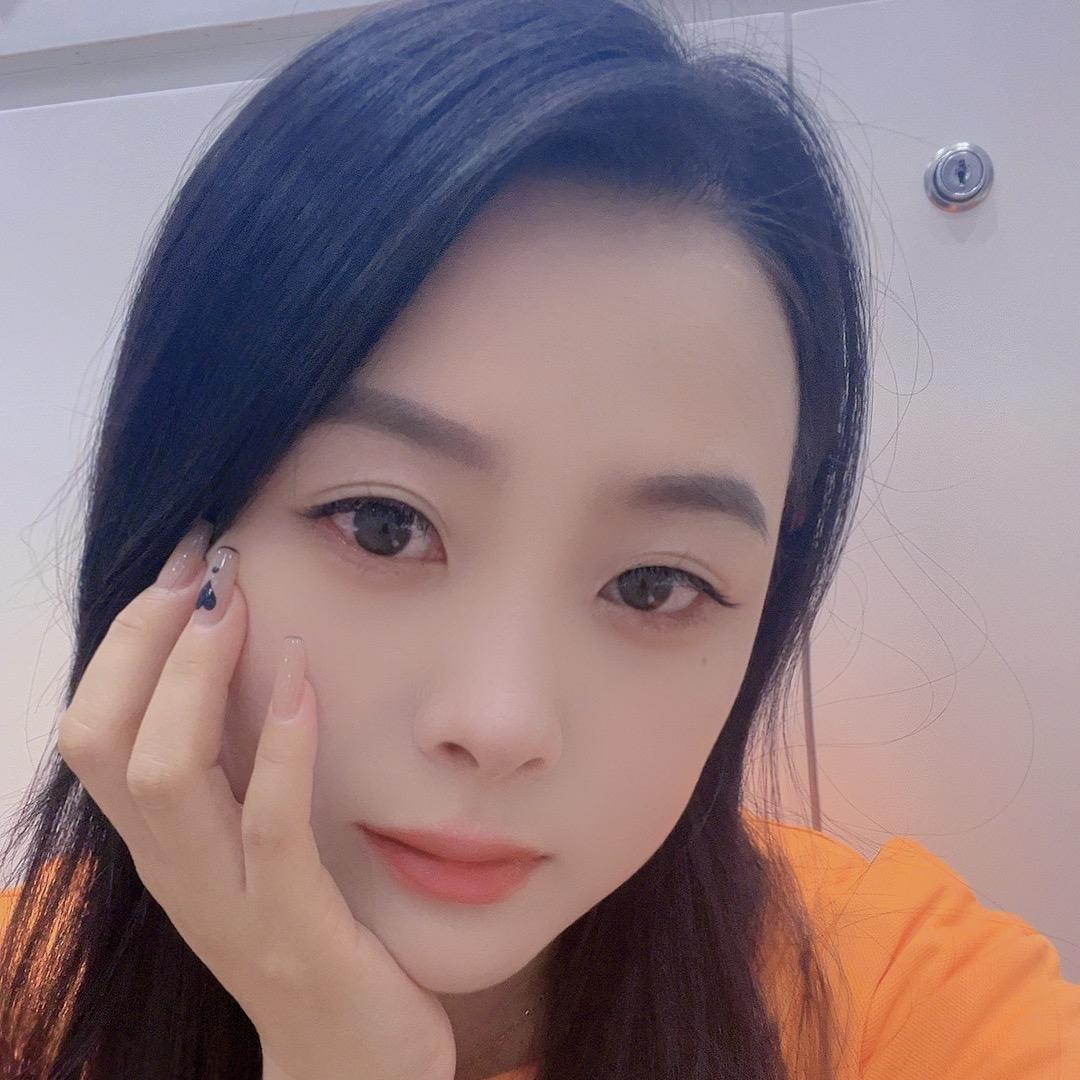 闲月不闲