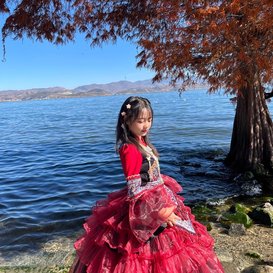 昆明奋斗的小梅