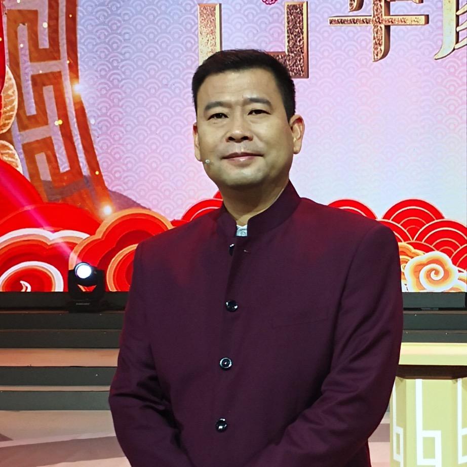 刘迎春−春话求实