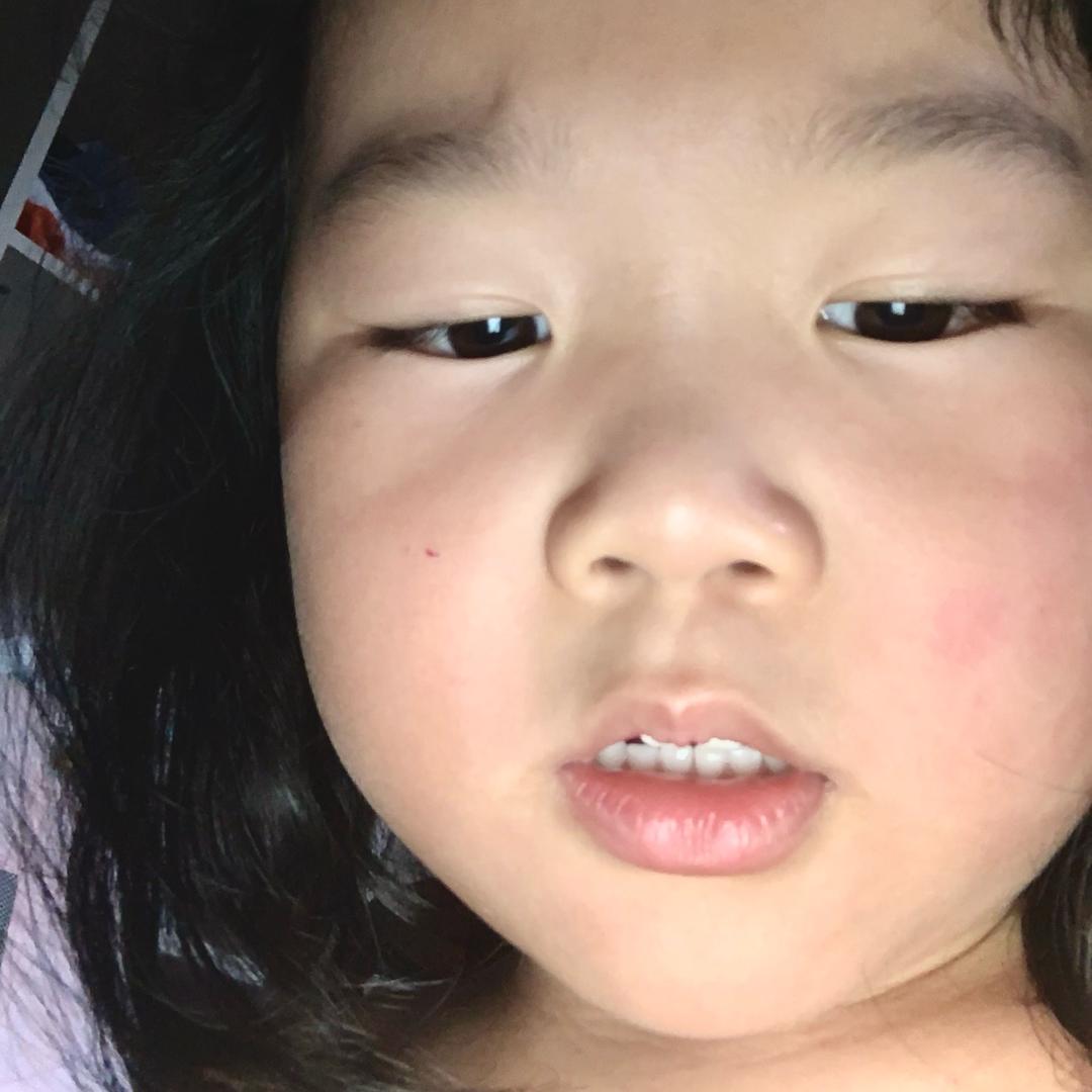 小陈女士今天笑了吗