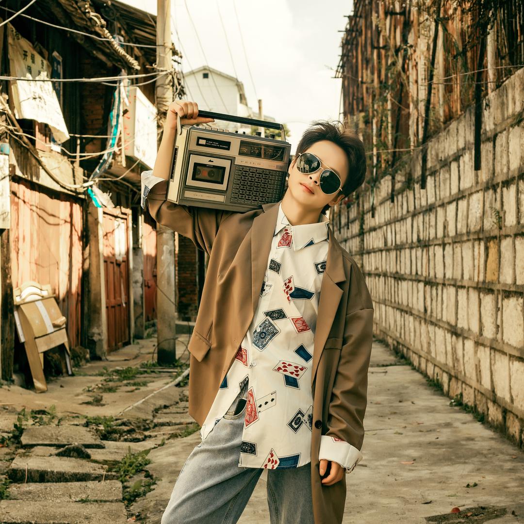 安顺发型师阿宁