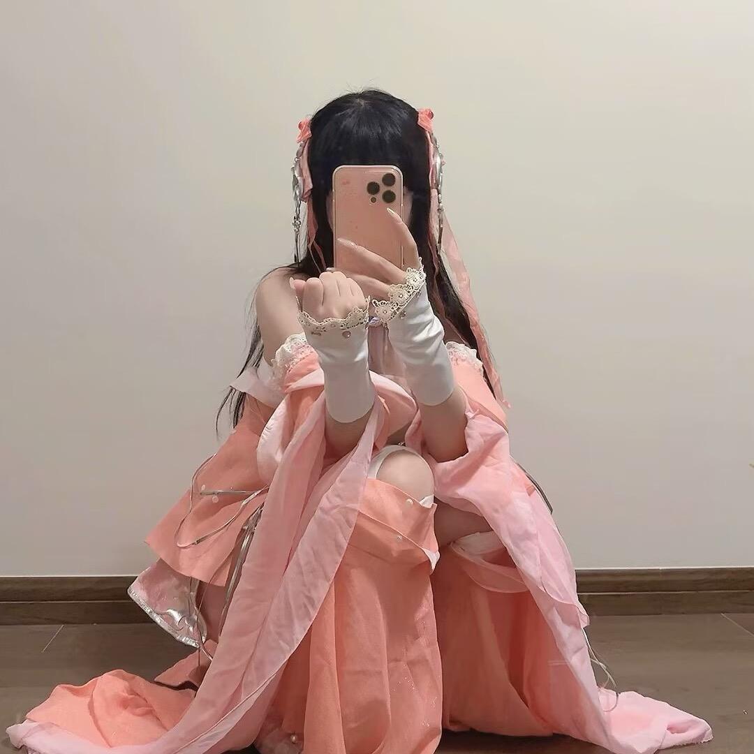 小西西悠子