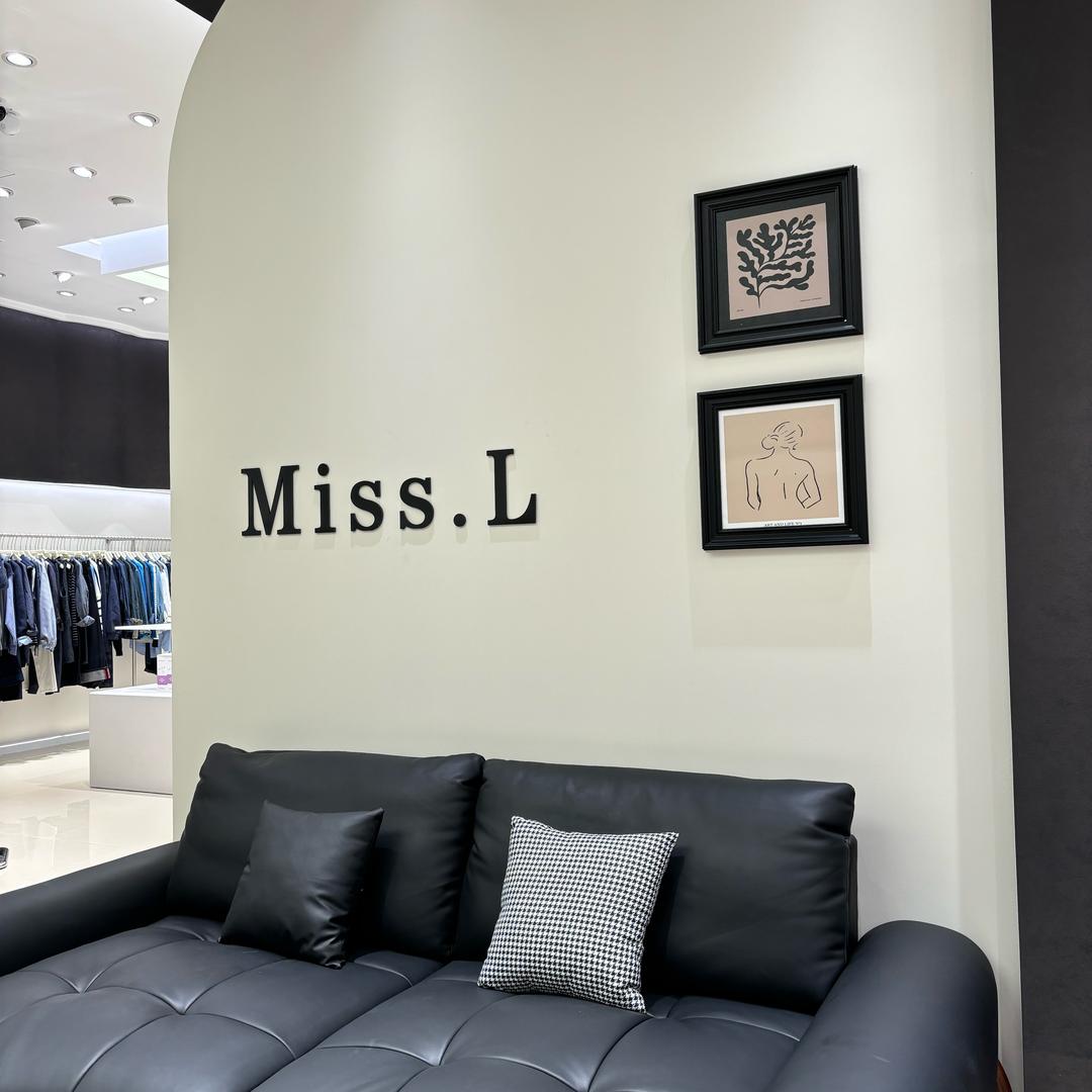 Miss.L女装—小淇